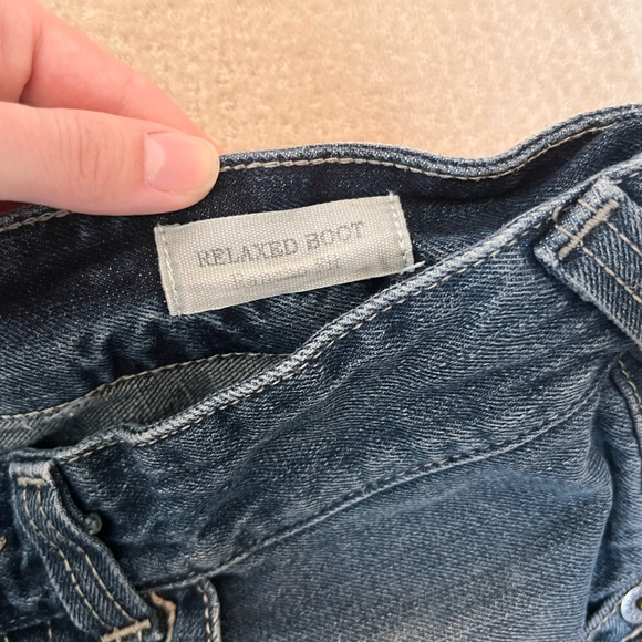 Guess Relaxed Bootcut Jeans - Picture 5 of 6